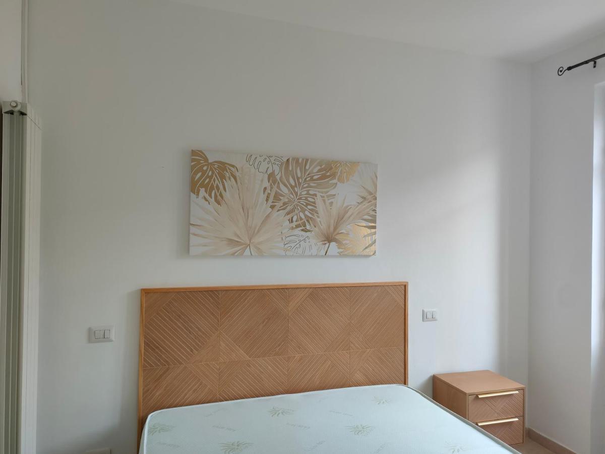 Da Paolo E Laura - In Centro A San Benedetto Apartment ซัน เบเนเดตโต เดล ตรอนโต ภายนอก รูปภาพ