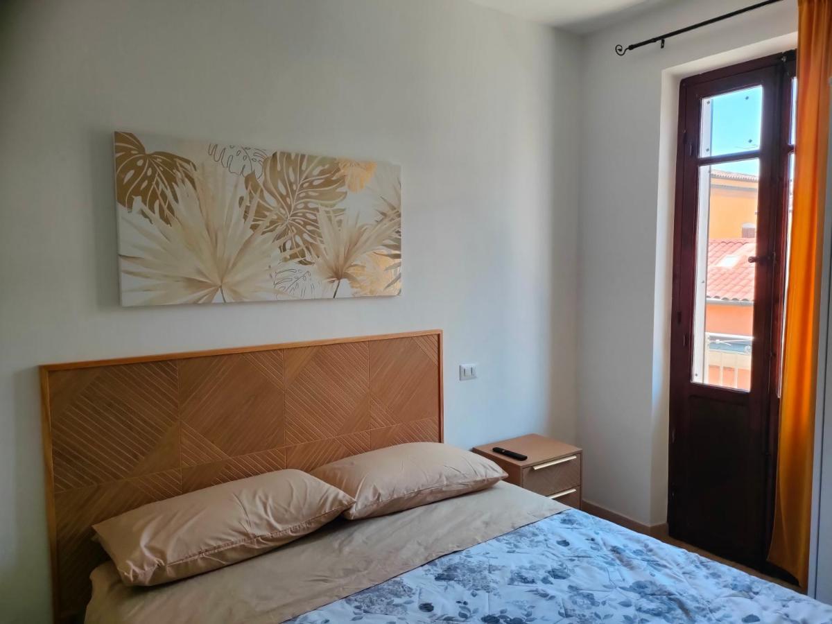 Da Paolo E Laura - In Centro A San Benedetto Apartment ซัน เบเนเดตโต เดล ตรอนโต ภายนอก รูปภาพ